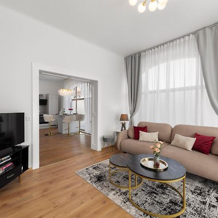 Liebelei Miesbach - Boutique-Apartment Mit Terrasse Im Zentrum Esterno foto