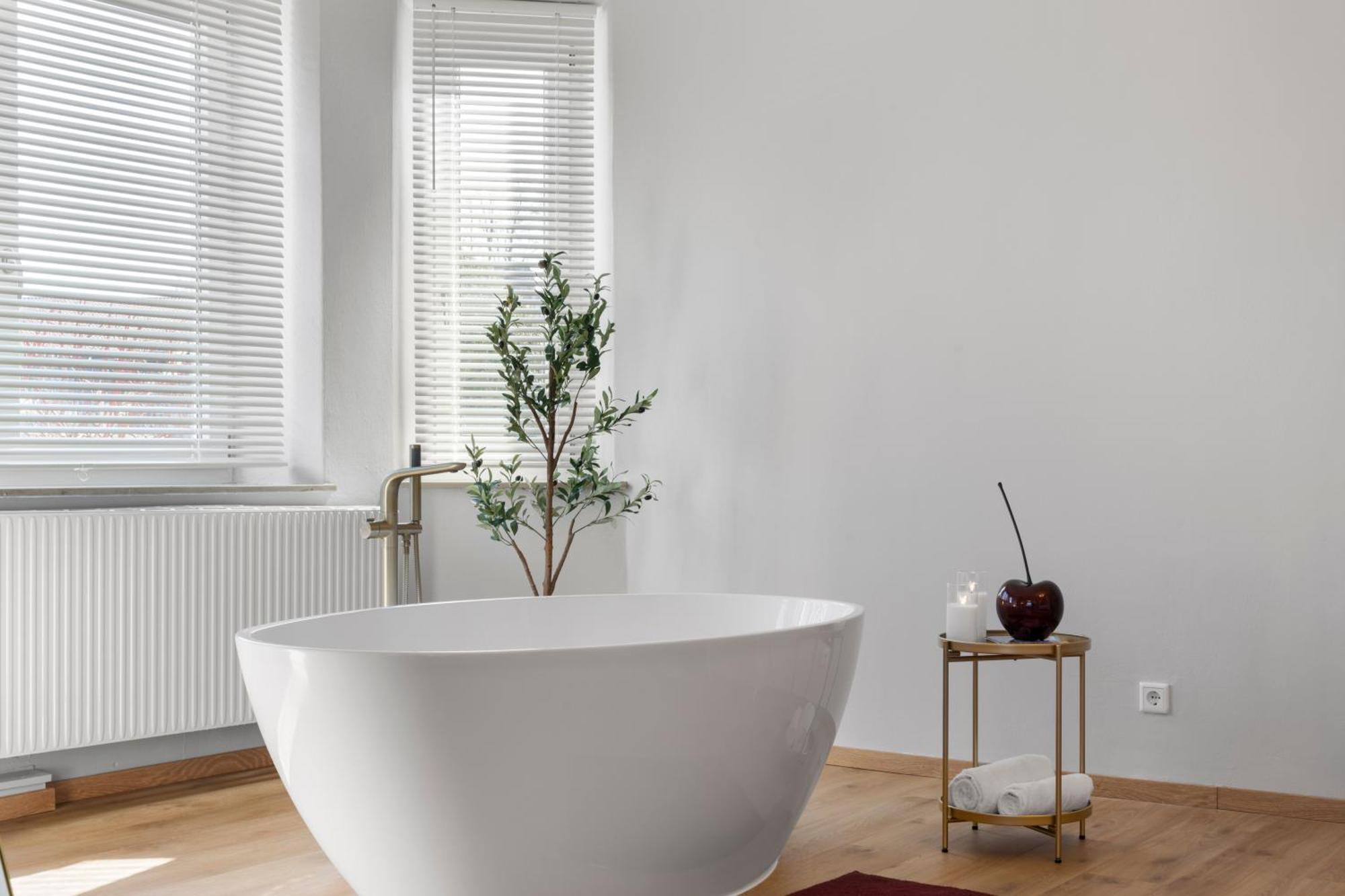 Liebelei Miesbach - Boutique-Apartment Mit Terrasse Im Zentrum Esterno foto